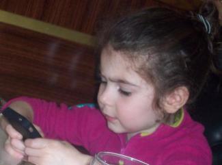 child with smart phone